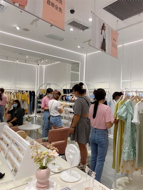 年轻妈妈创业选择哪个女装品牌更合适
